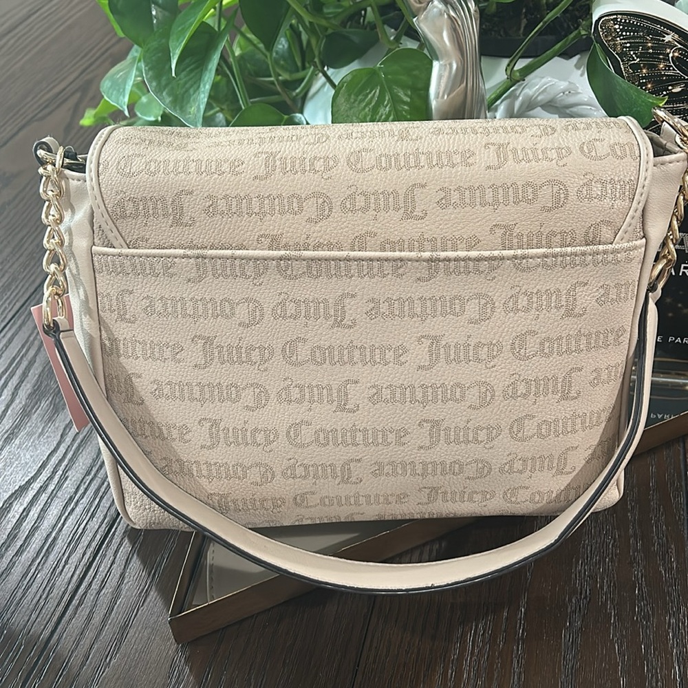 Juicy Couture NWT Shoulder Bag. - Picture 3 of 8